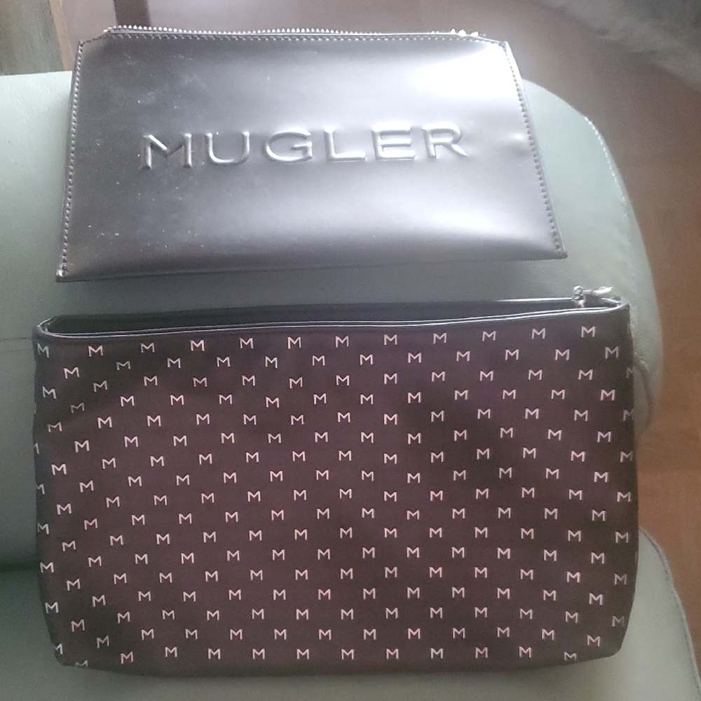 Mugler